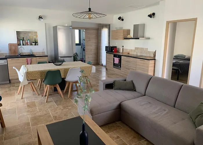 Villa 18
